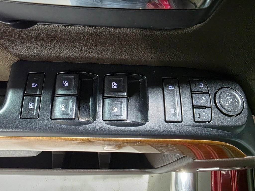 Used 2018 Chevrolet Silverado 1500 LTZ w/ Sport Package image 19