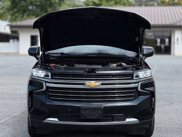 Used 2023 Chevrolet Suburban LT AWD/4WD image 47