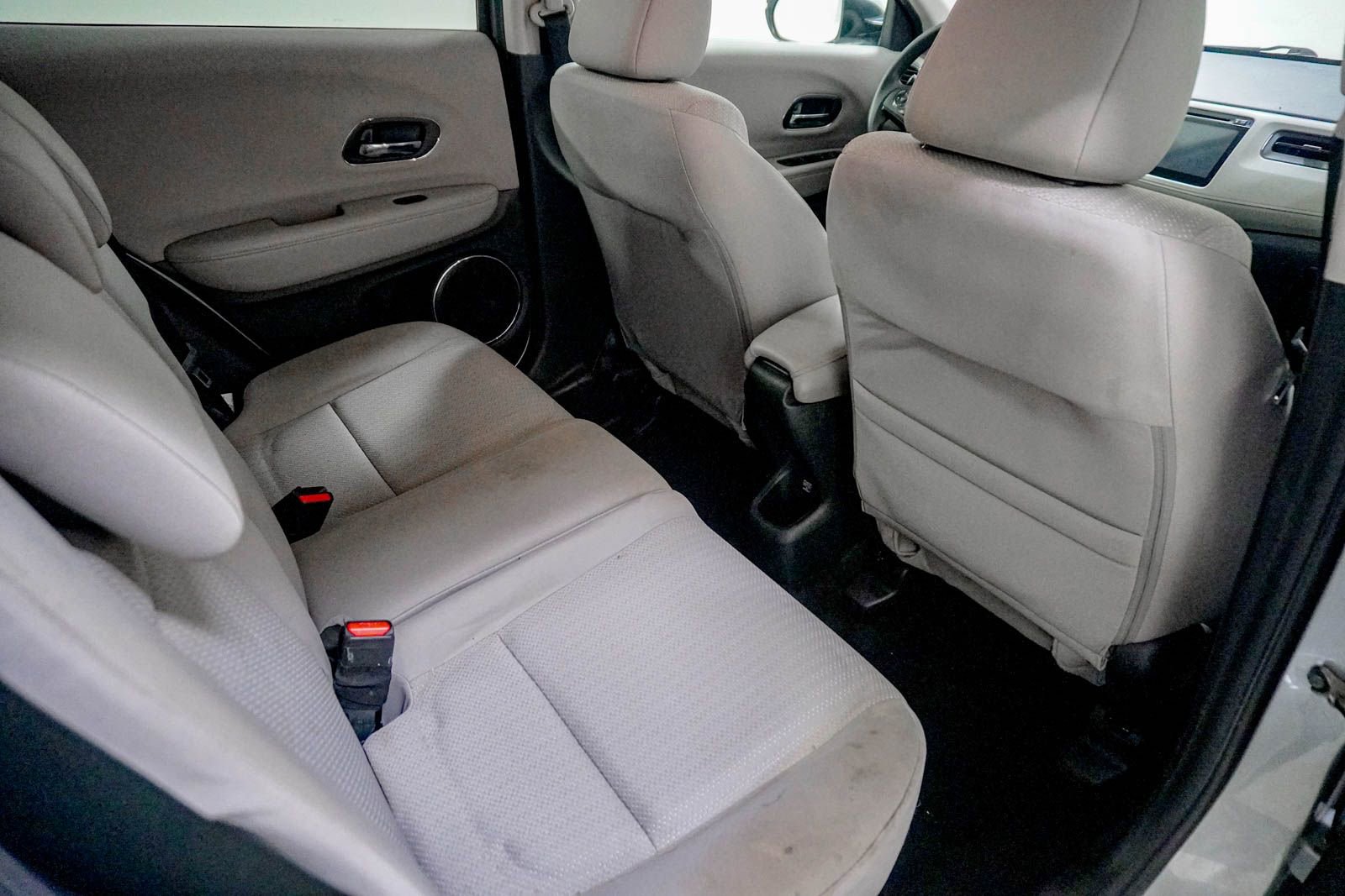 Used 2017 Honda HR-V EX image 34