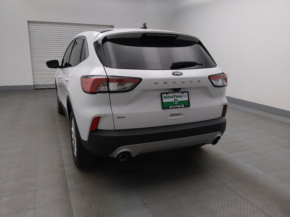 Used 2022 Ford Escape SE image 6