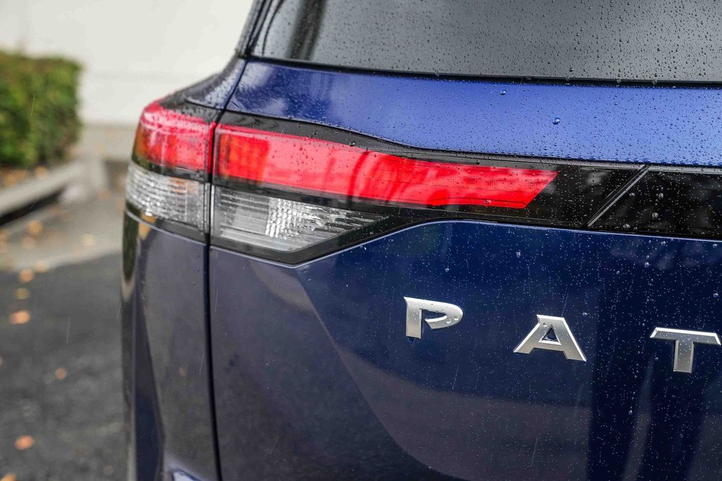 Used 2024 Nissan Pathfinder Platinum image 7