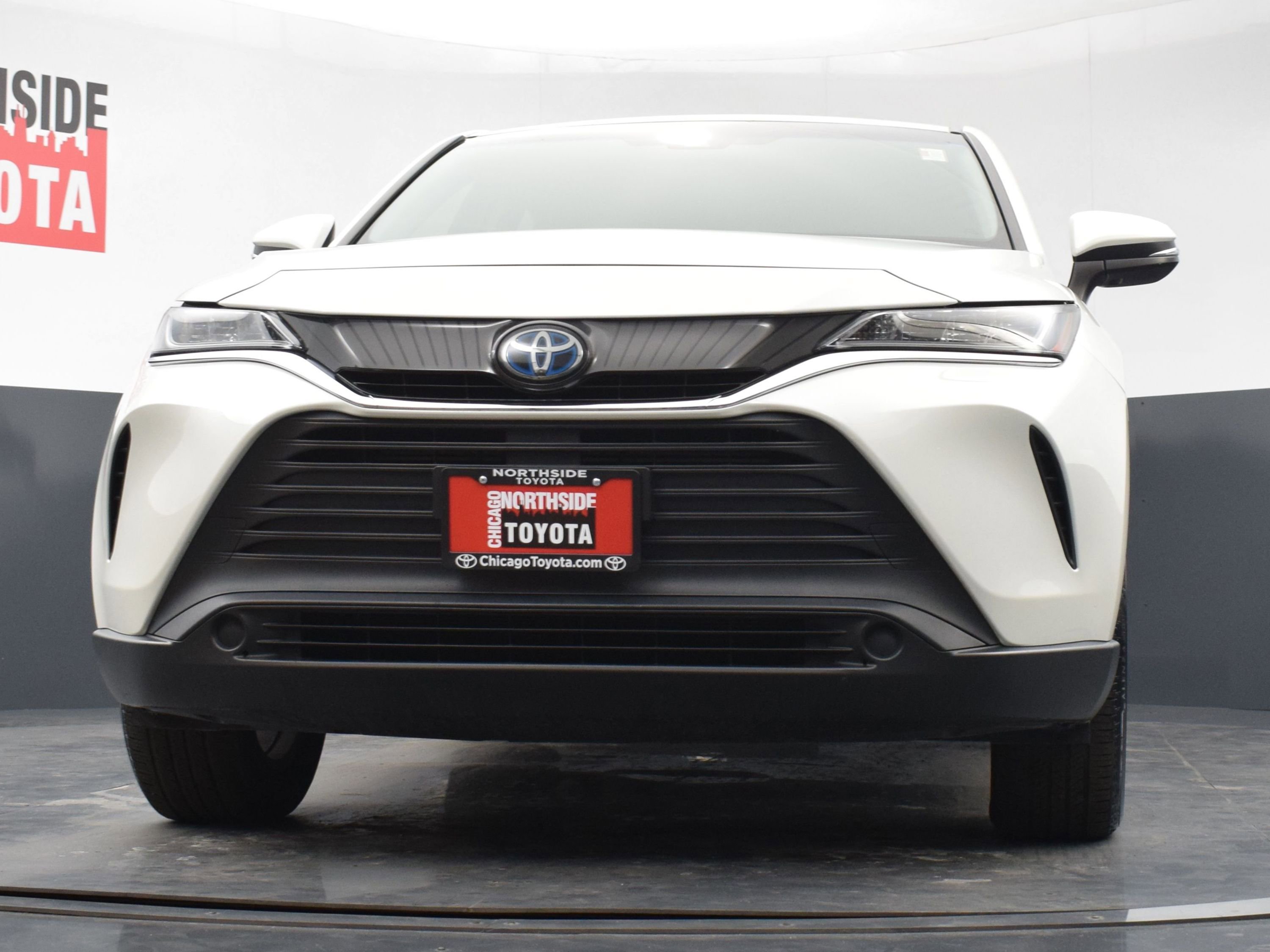 Used 2021 Toyota Venza LE image 31