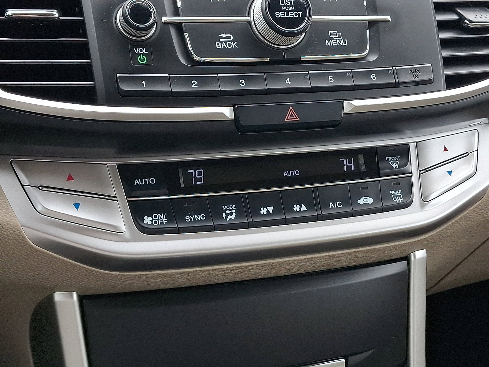 Used 2015 Honda Accord LX image 17