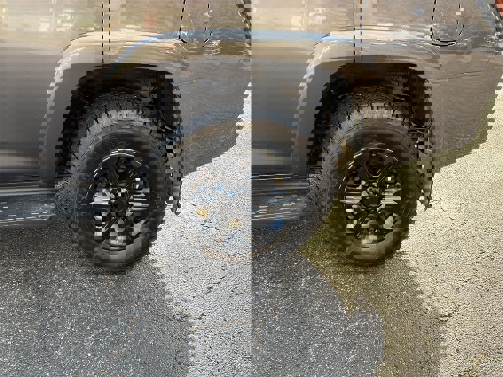 Used 2019 Toyota 4Runner SR5 image 7