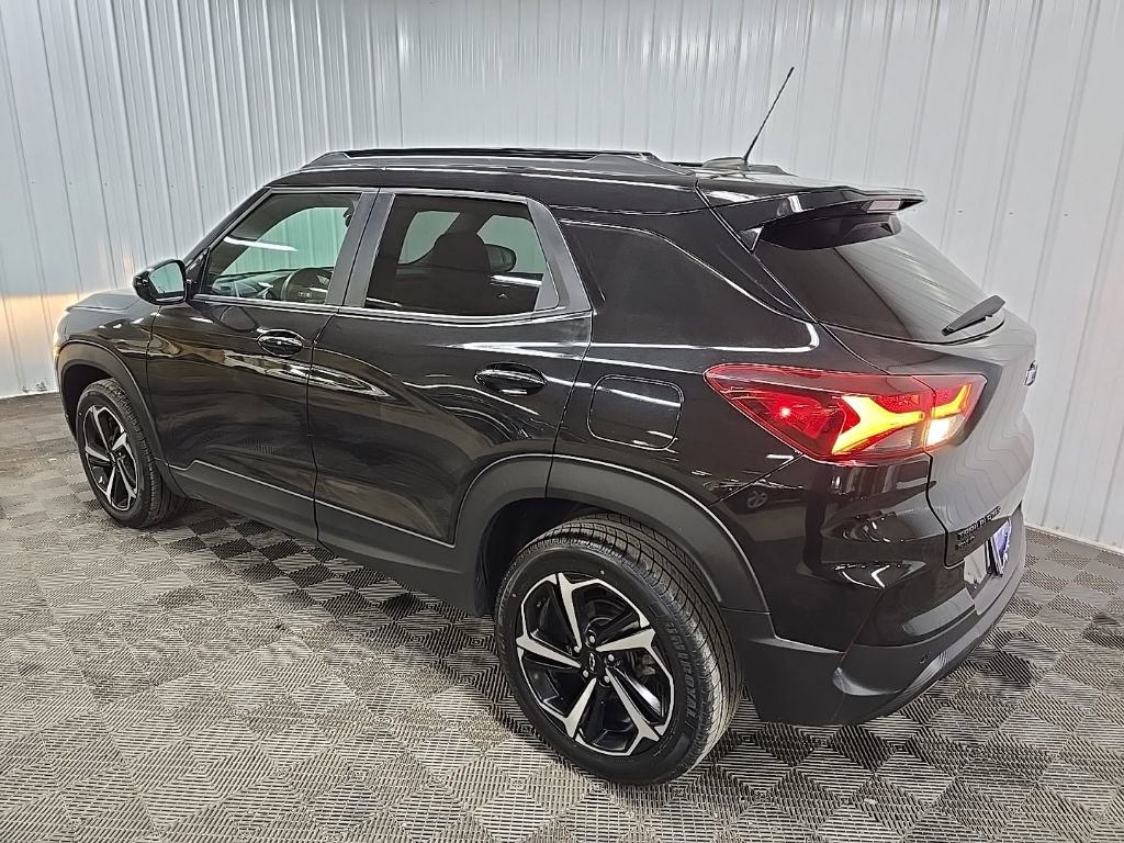 Used 2021 Chevrolet TrailBlazer RS w/ Convenience Package AWD/4WD image 9