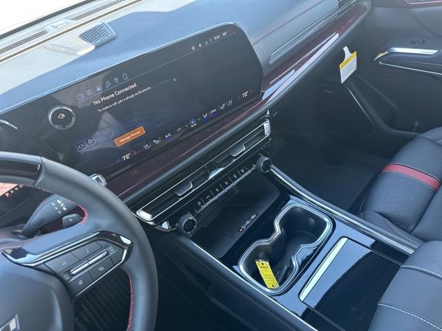 New 2026 Chevrolet Traverse RS w/ LPO, Floor Liner Package image 33