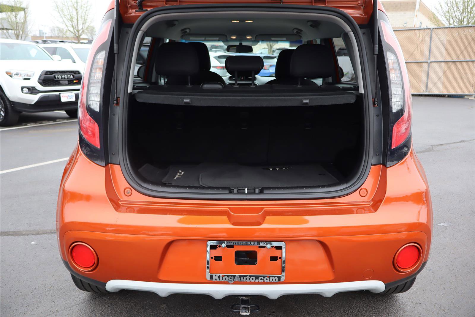 Used 2019 Kia Soul + image 5