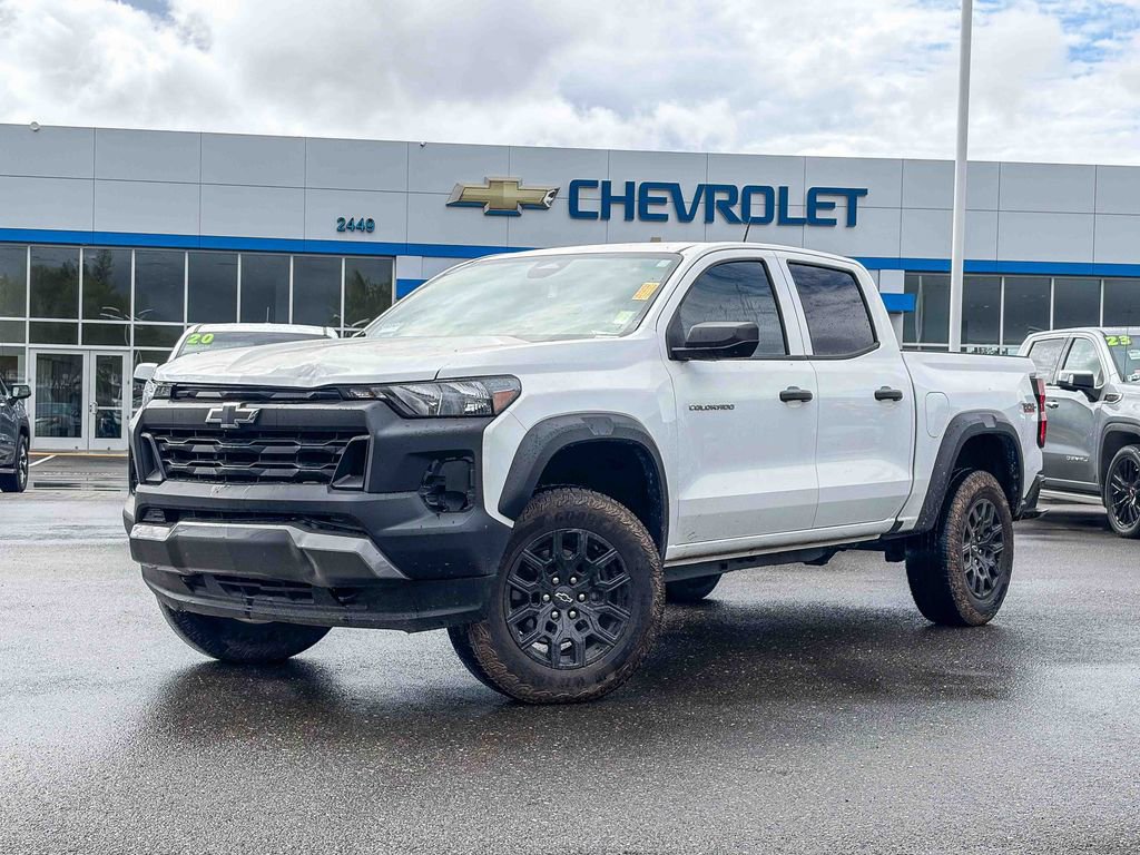 Used 2023 Chevrolet Colorado Trail Boss w/ Advanced Trailering Package image 1