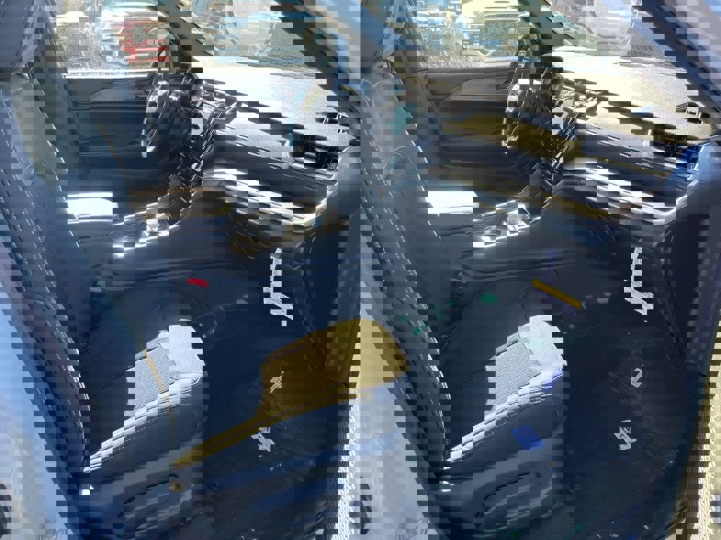 New 2025 Jeep Grand Cherokee L Laredo image 11