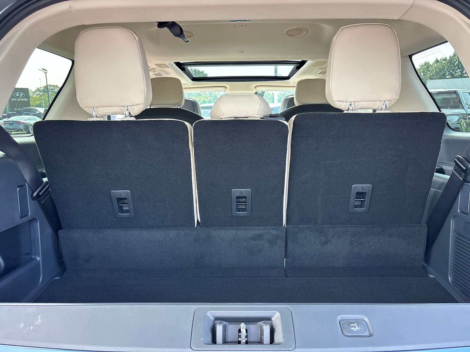 New 2027 Lincoln Navigator Reserve AWD/4WD image 9