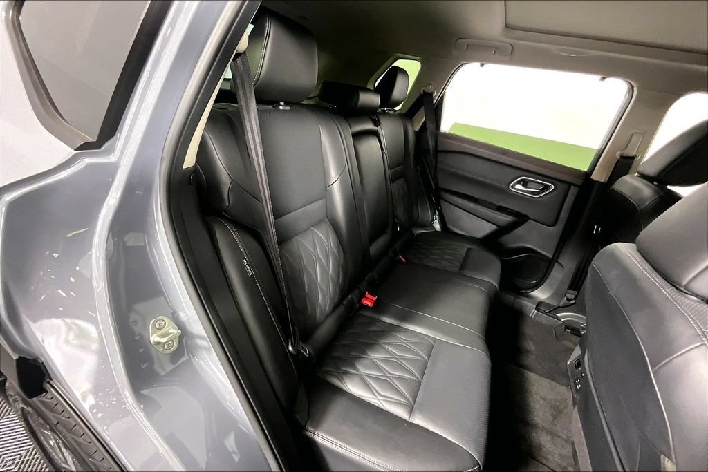 Used 2023 Nissan Rogue Platinum w/ Platinum Premium Package FWD image 27