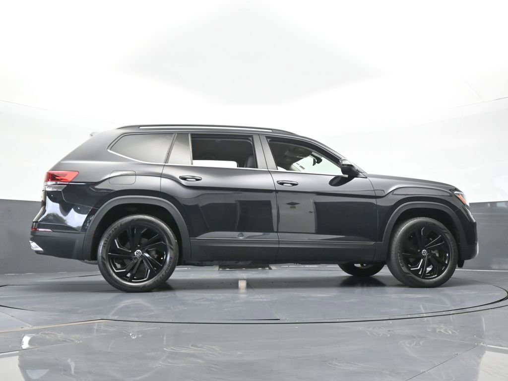 Used 2022 Volkswagen Atlas SE w/ Black Wheel Package image 63