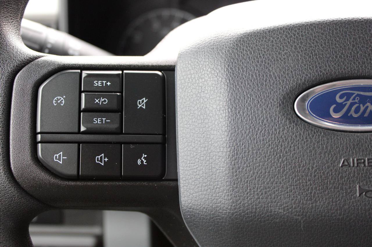 Used 2023 Ford F250 XL w/ STX Appearance Package AWD/4WD image 19