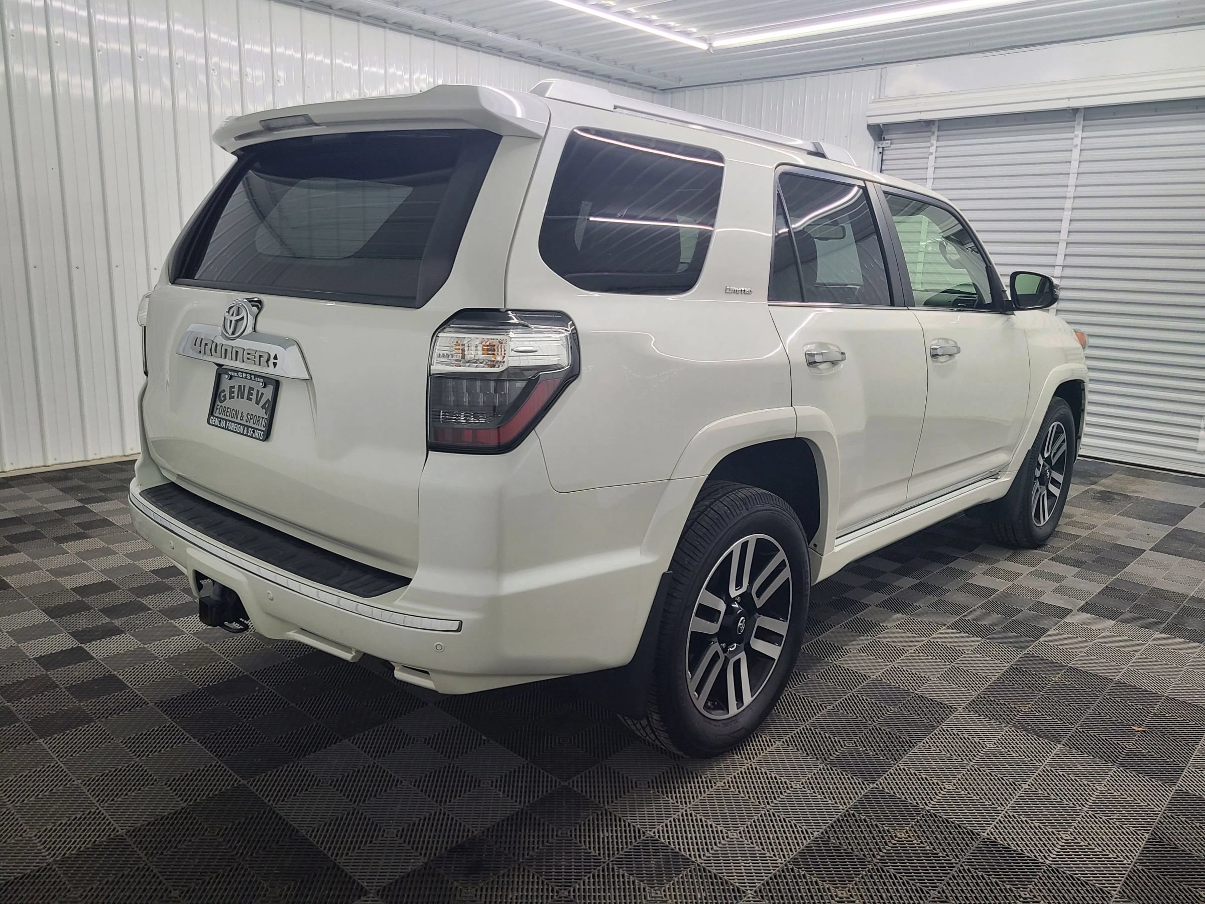 Used 2016 Toyota 4Runner Limited AWD/4WD image 11