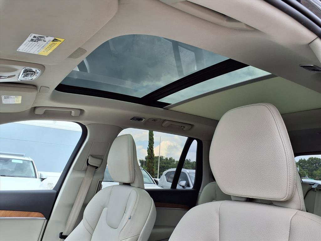 Used 2022 Volvo XC90 T6 Momentum w/ Advanced Package image 24