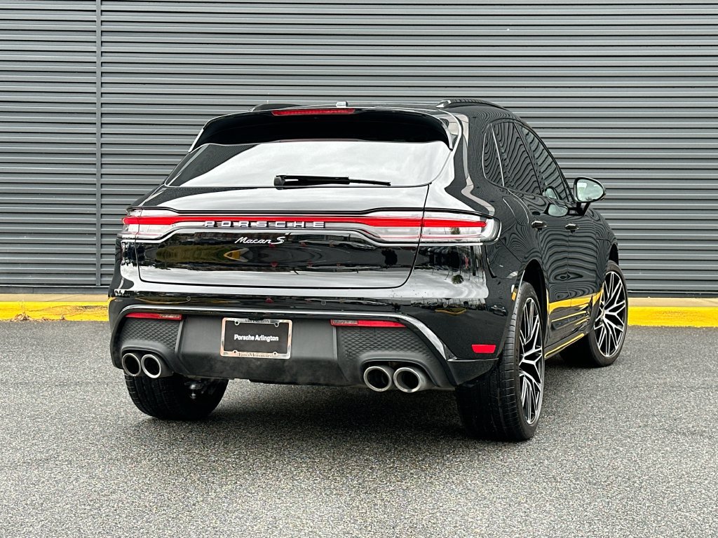 Certified 2023 Porsche Macan S AWD/4WD image 9