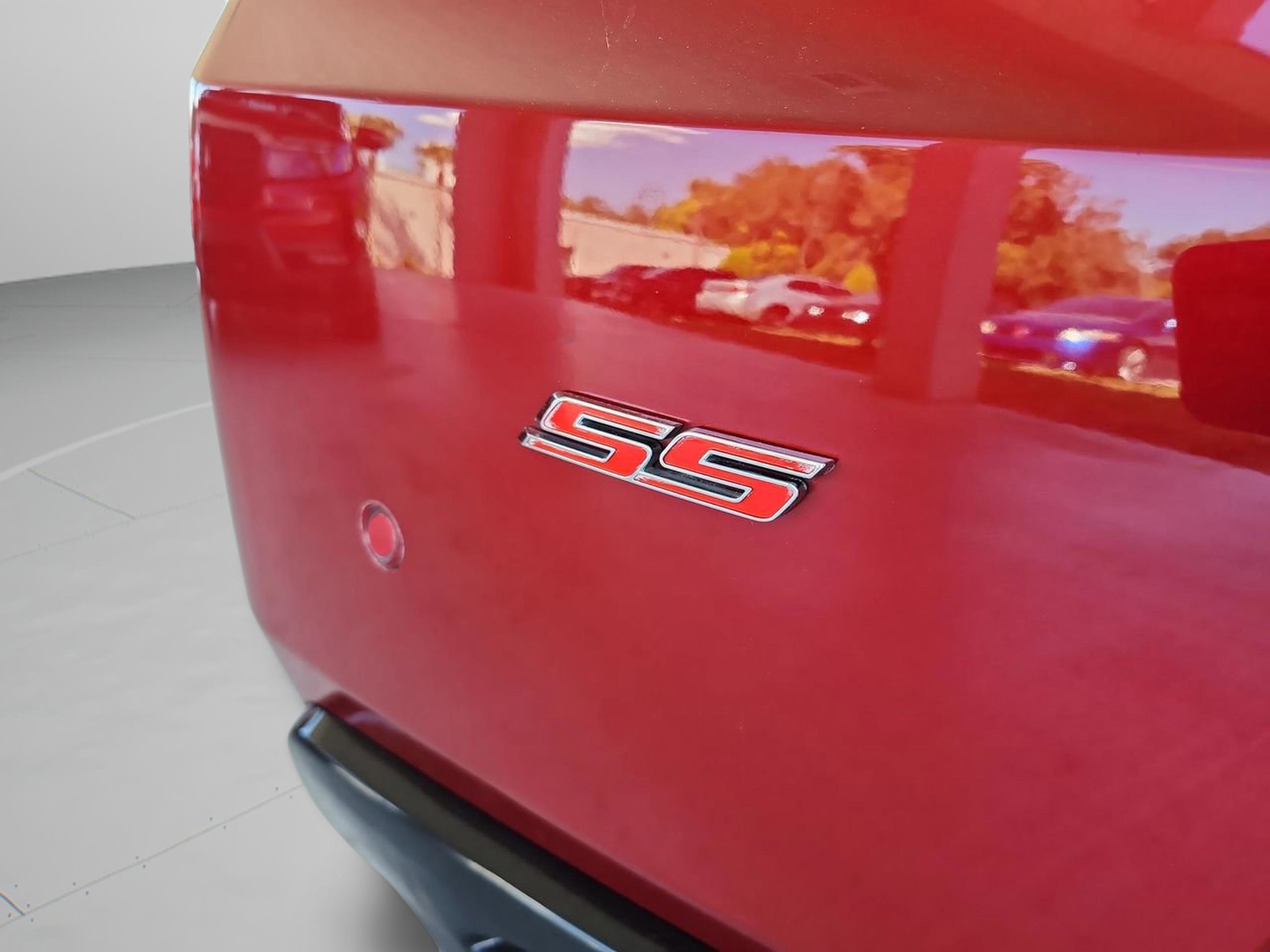 Used 2016 Chevrolet Camaro SS RWD image 31