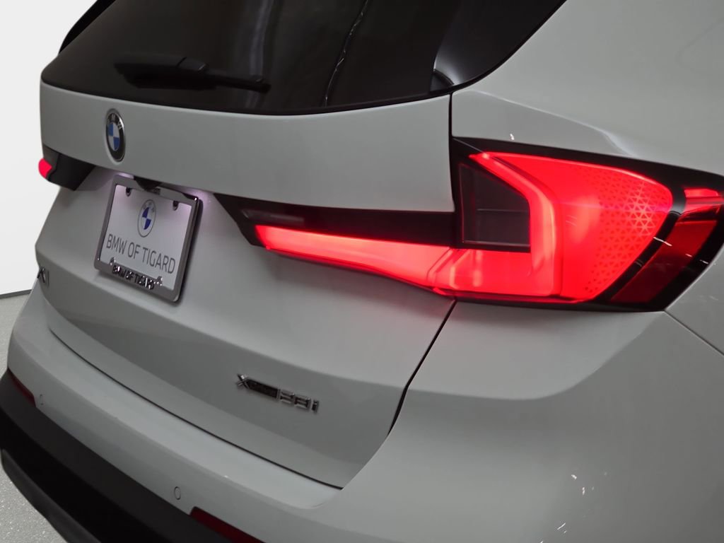 Used 2025 BMW X1 xDrive28i AWD/4WD image 35