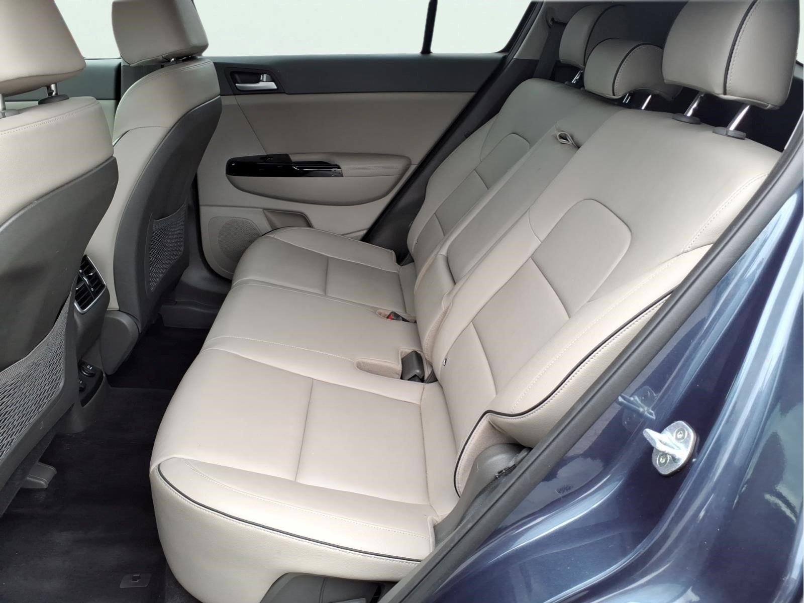 Used 2018 Kia Sportage EX AWD/4WD image 10