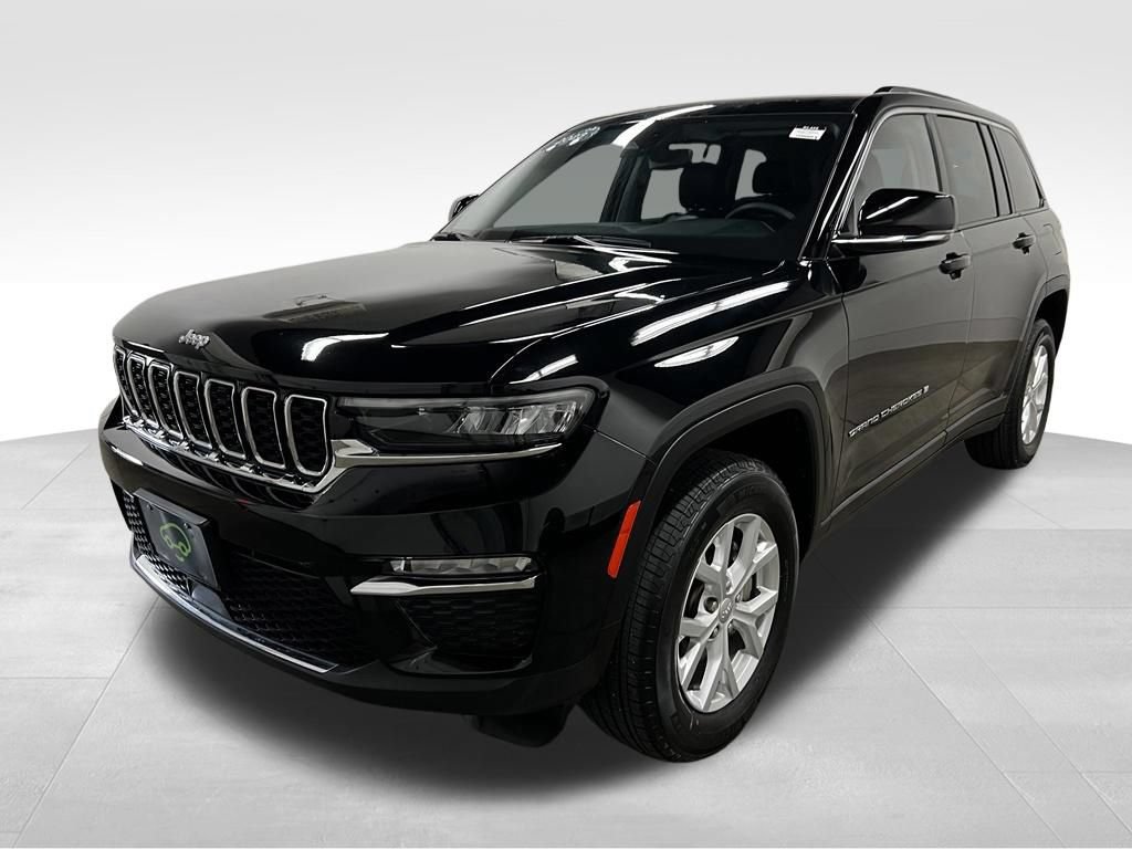 Used 2023 Jeep Grand Cherokee Limited AWD/4WD image 7