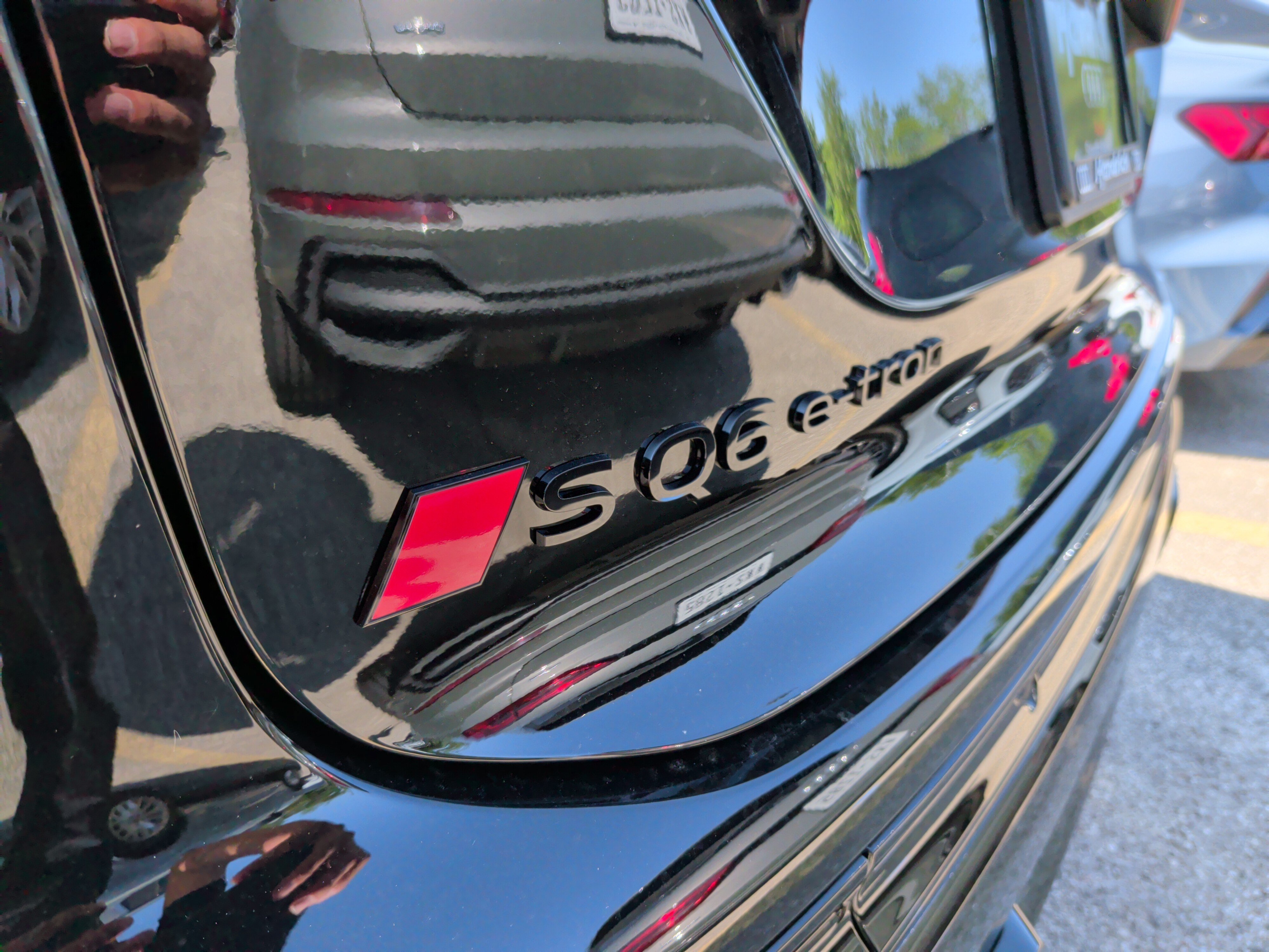 New 2027 Audi SQ6 e-tron Prestige AWD/4WD image 35