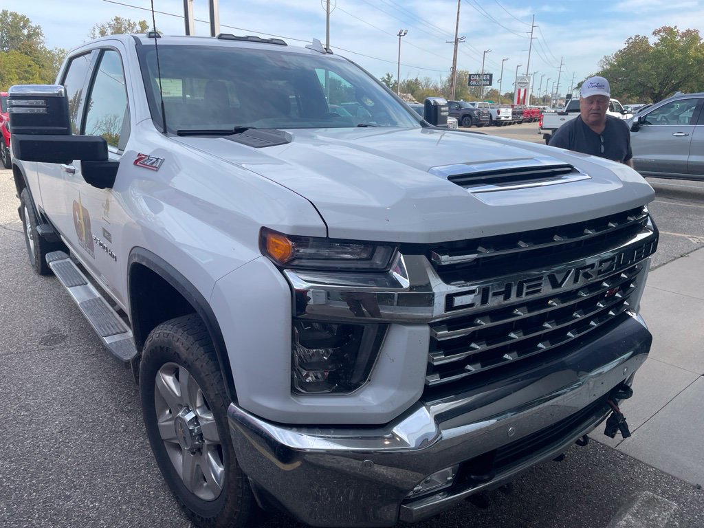 Used 2021 Chevrolet Silverado 2500 LTZ AWD/4WD image 6