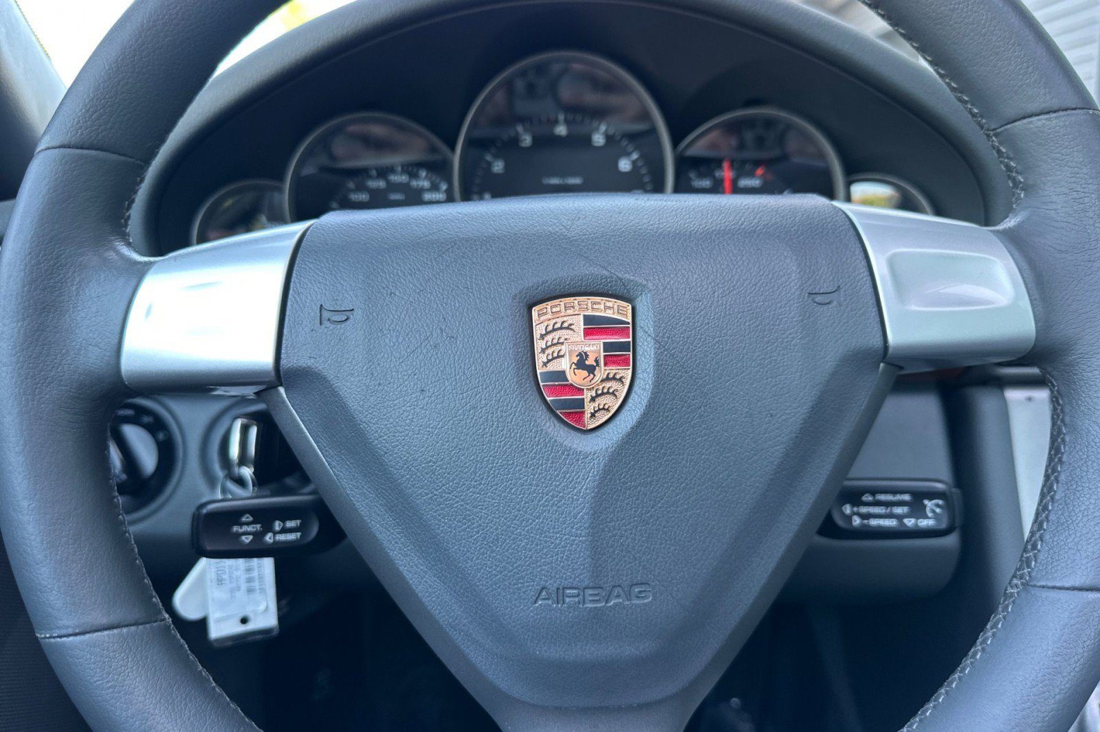 Used 2006 Porsche 911 Carrera RWD image 21