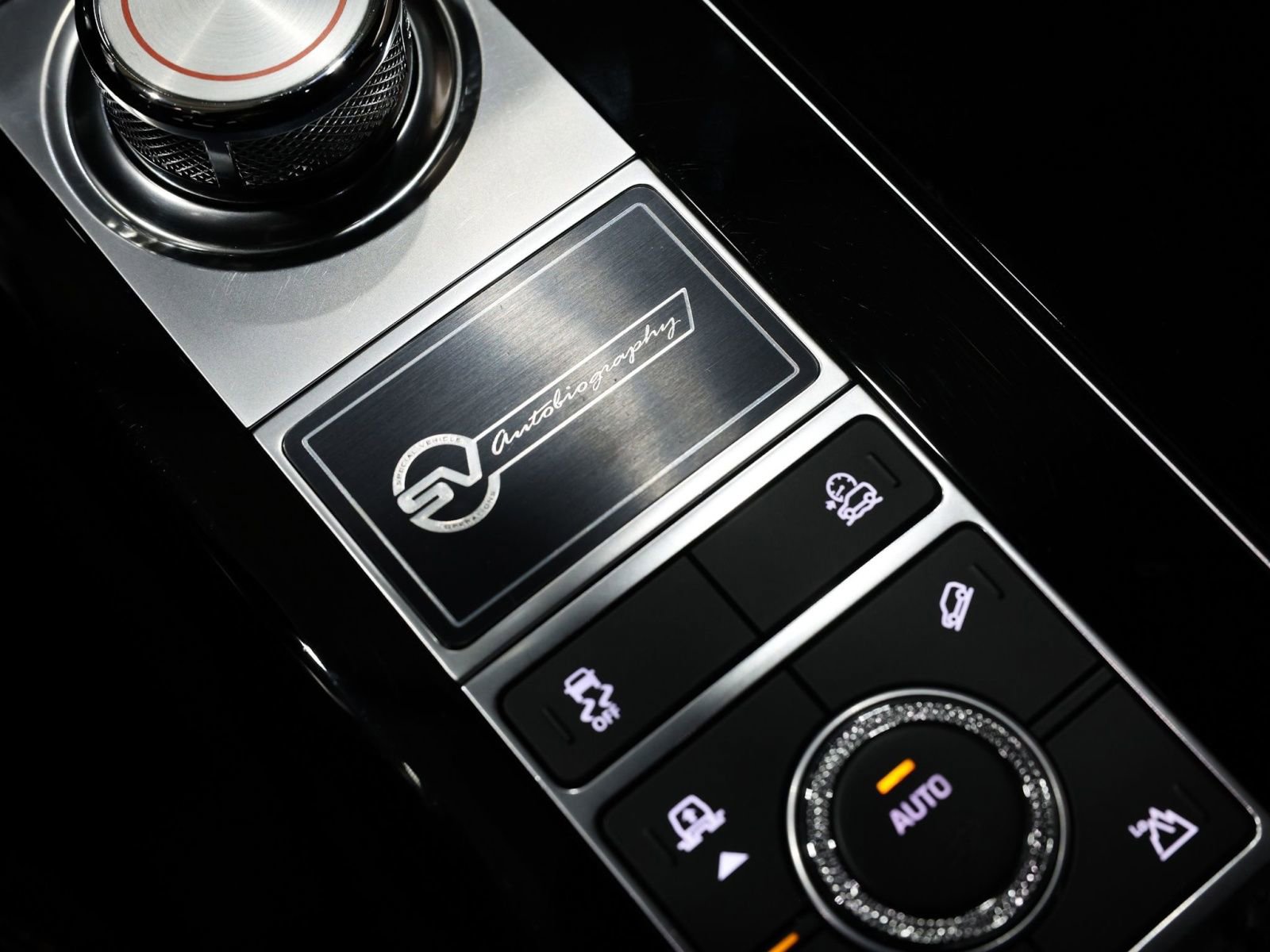 Used 2021 Land Rover Range Rover SV Autobiography Dynamic image 48