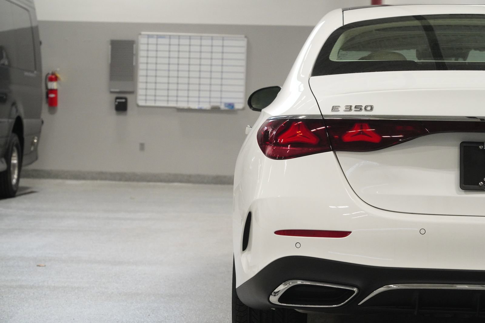 New 2026 Mercedes-Benz E 350 4MATIC Sedan image 13