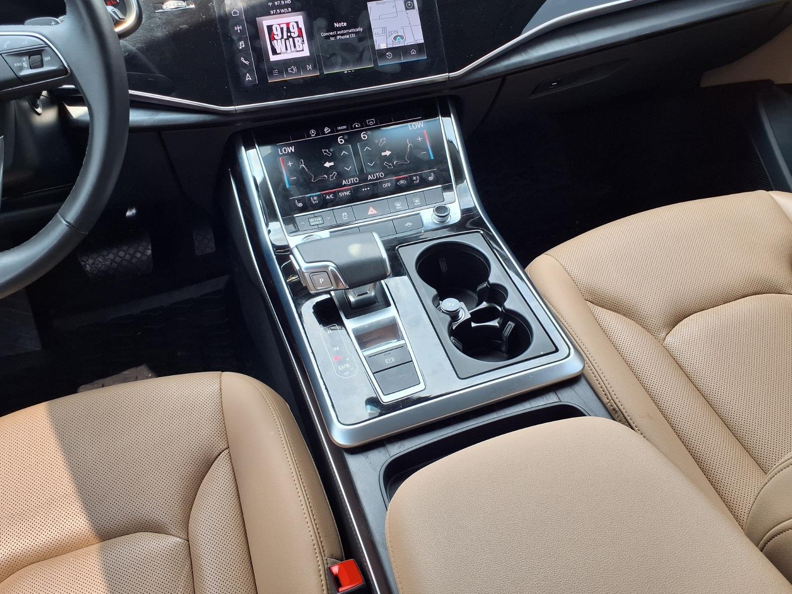 Used 2023 Audi Q8 Premium Plus AWD/4WD image 12