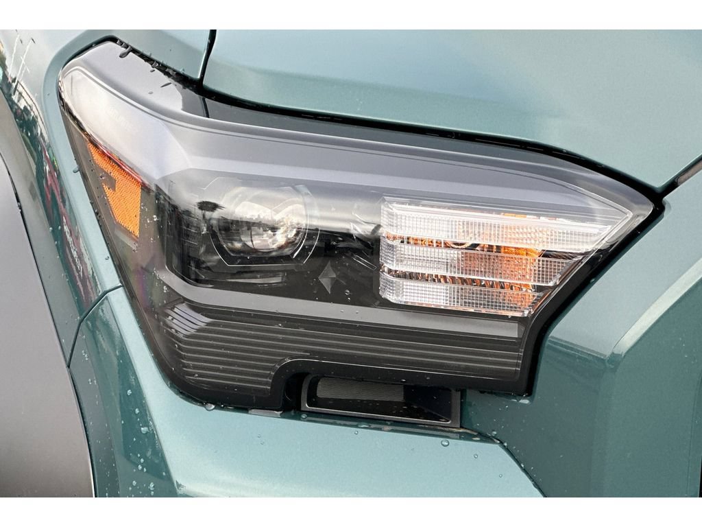 New 2026 Toyota 4Runner TRD Off-Road Premium AWD/4WD image 32