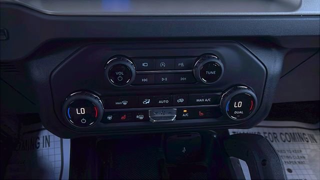 New 2026 Ford Bronco Outer Banks w/ Sasquatch Package image 24