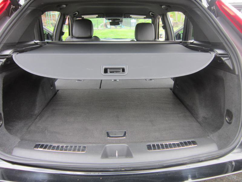 Used 2020 Cadillac XT4 Premium Luxury AWD/4WD image 19