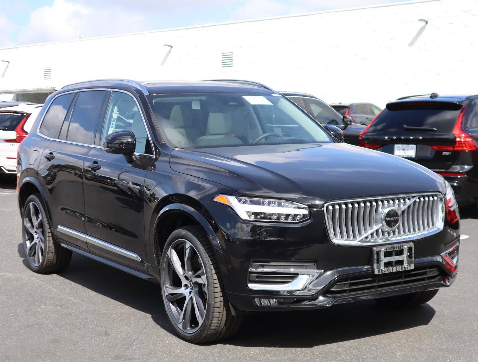 Certified 2024 Volvo XC90 B6 Ultimate image 1