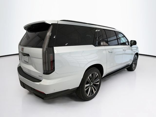 Used 2026 Cadillac Escalade ESV Sport w/ Touring Package AWD/4WD image 6