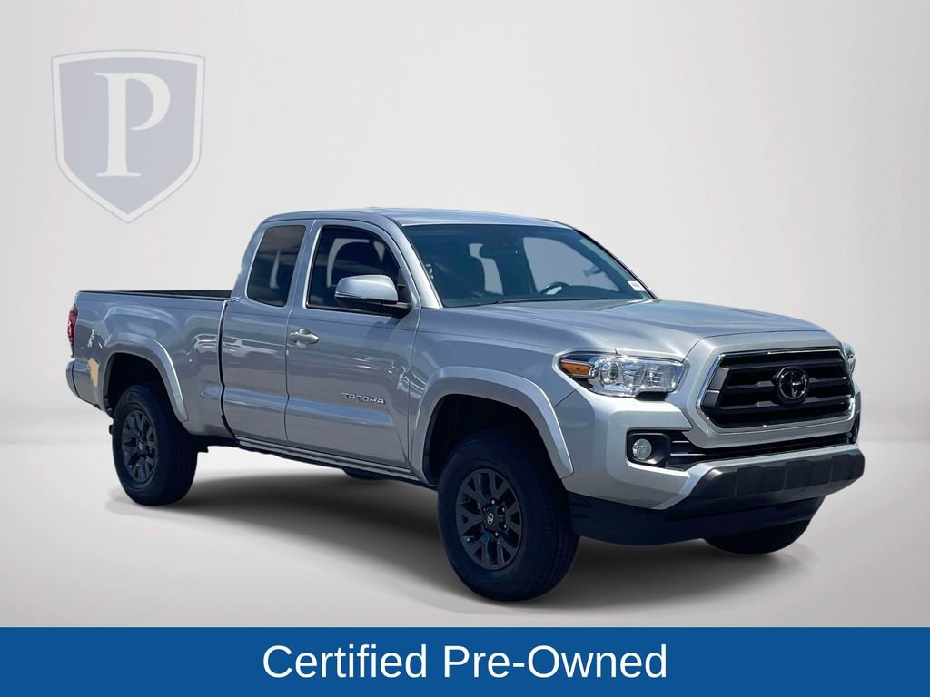 Used 2022 Toyota Tacoma SR5 w/ Technology Package RWD image 2