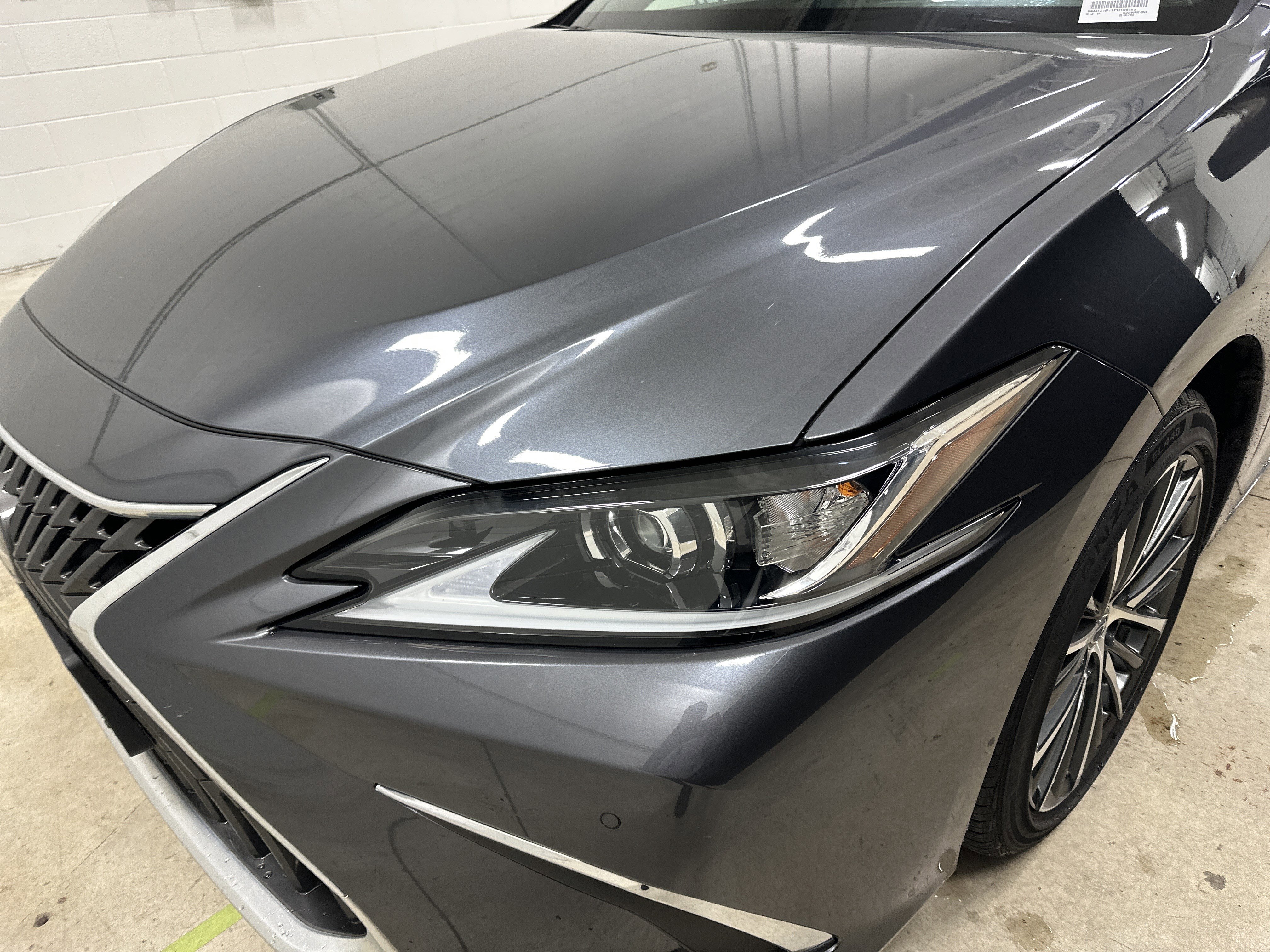 Certified 2023 Lexus ES 350 w/ Premium Package image 6