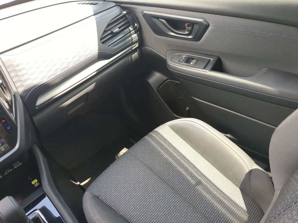 Certified 2025 Subaru Forester Premium AWD/4WD image 14