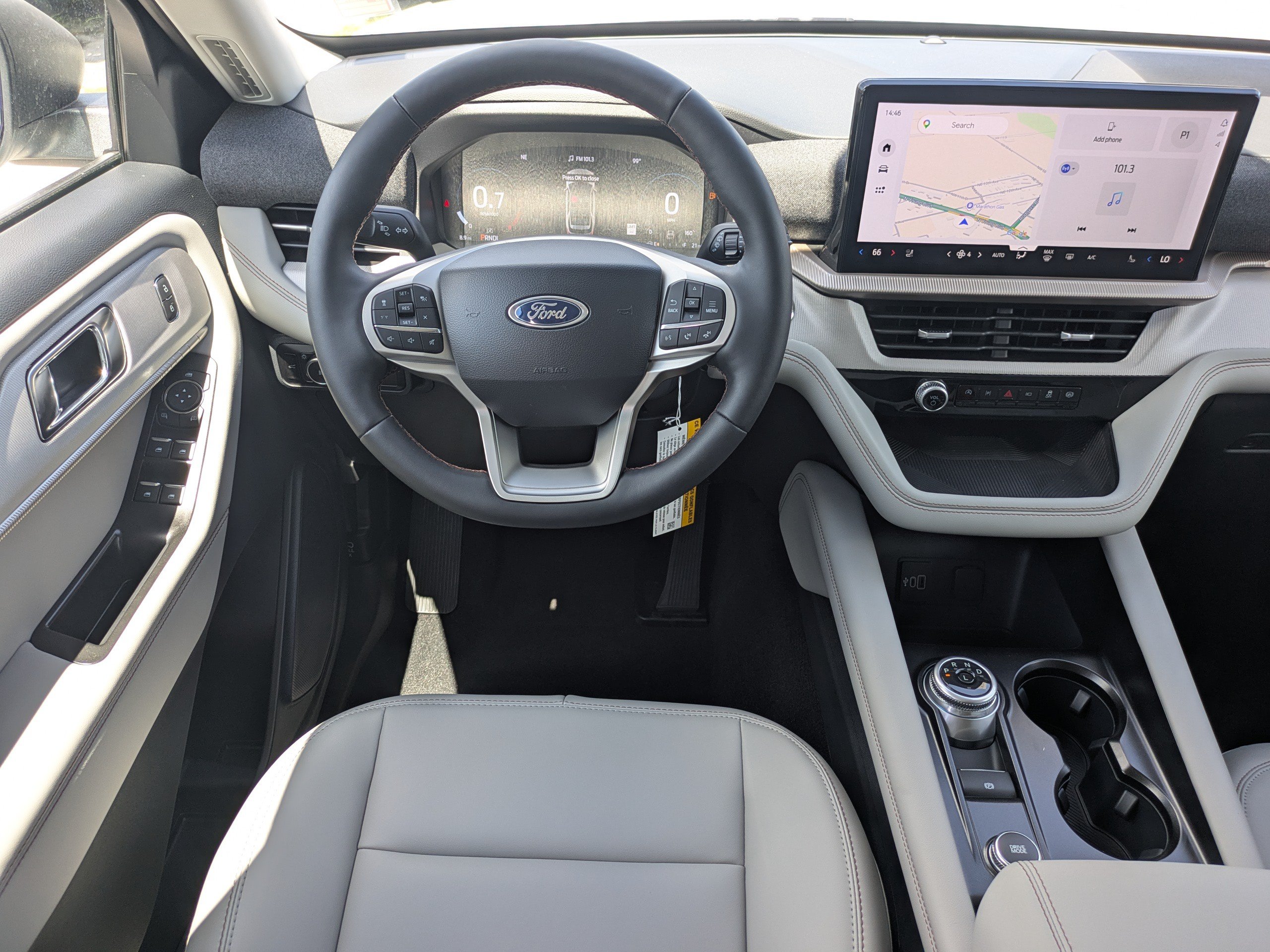 New 2026 Ford Explorer Active w/ Active Comfort Package RWD image 17