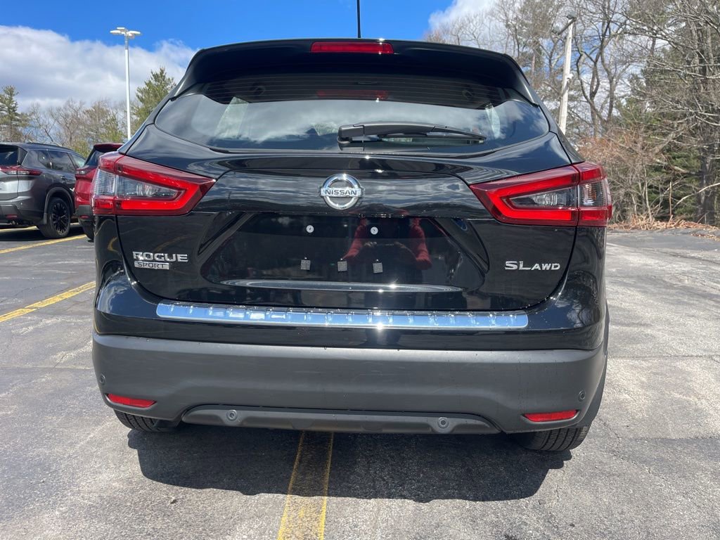 Certified 2022 Nissan Rogue Sport SL image 6