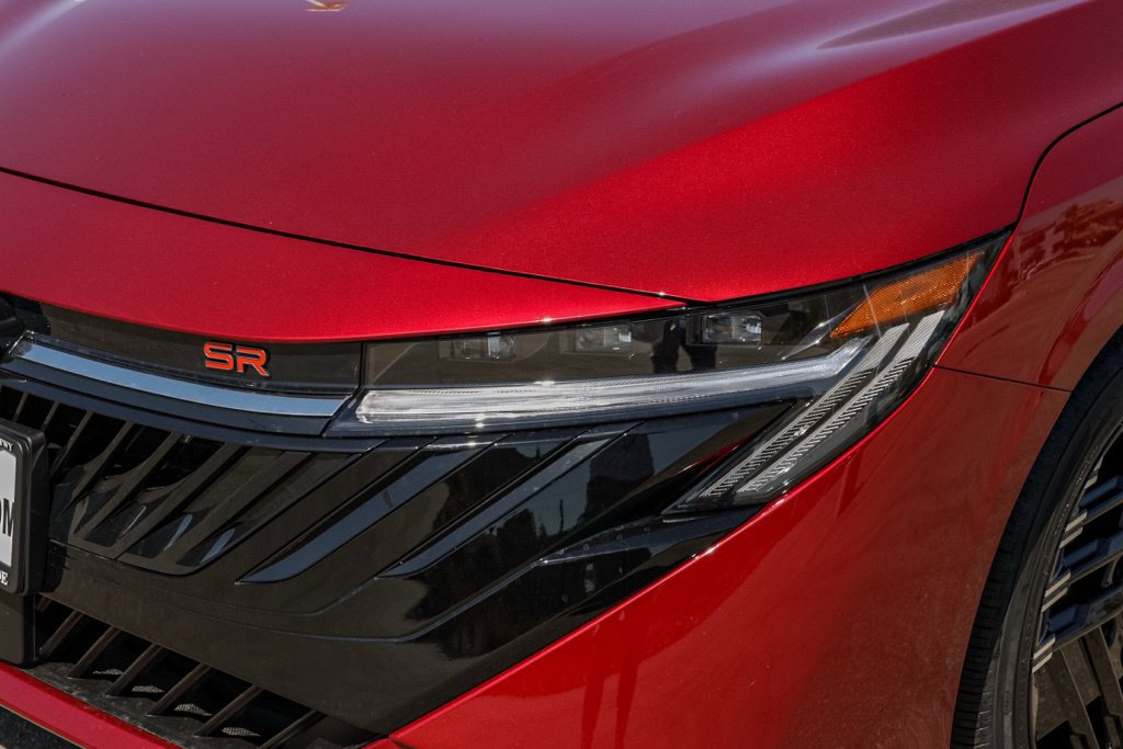 New 2027 Nissan Sentra SR FWD image 11