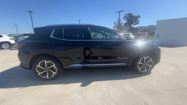 Used 2025 Chevrolet Equinox EV LT w/ Convenience Package image 9