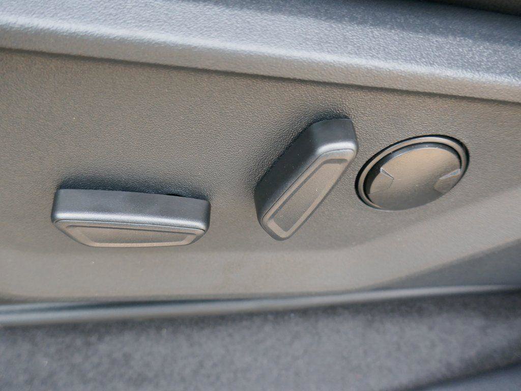 New 2026 Ford F150 Lariat image 15