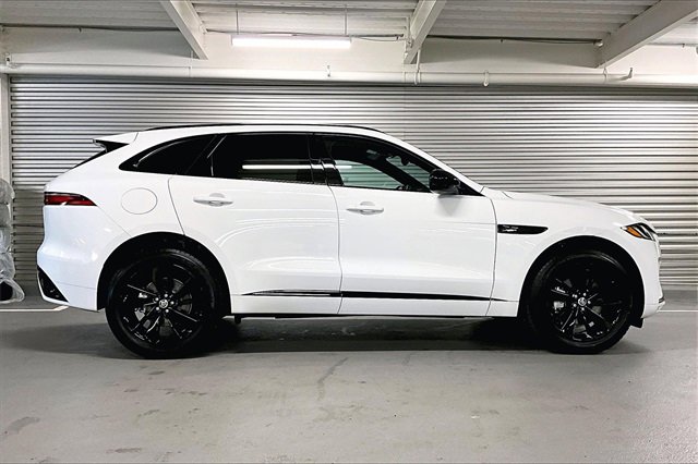 Used 2025 Jaguar F-PACE R-Dynamic S image 14