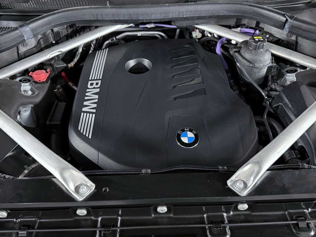 Used 2023 BMW X7 xDrive40i w/ M Sport Package image 52