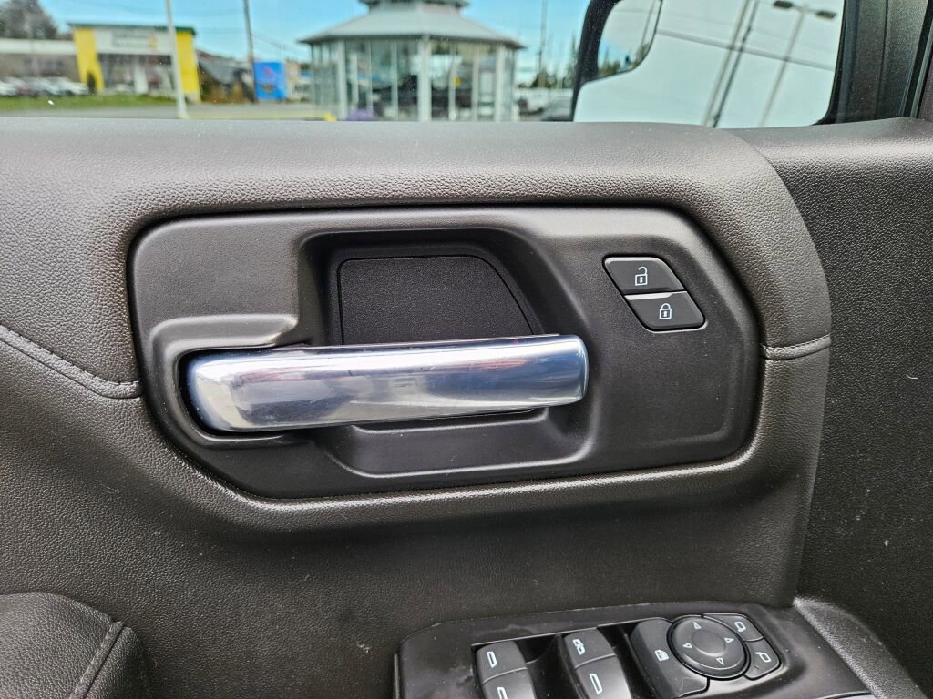Used 2019 Chevrolet Silverado 1500 LT w/ All-Star Edition AWD/4WD image 15