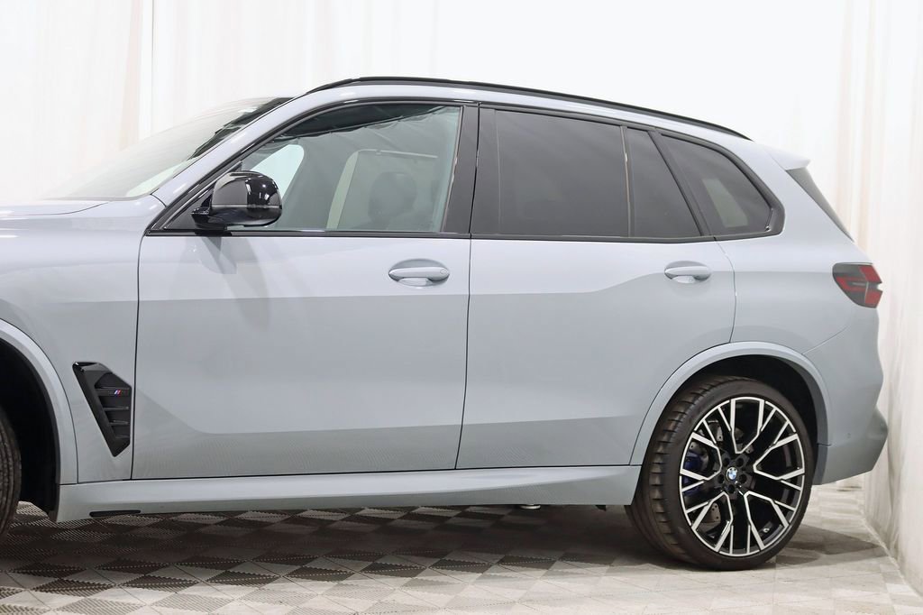 Used 2024 BMW X5 M Competition w/ Executive Package image 3