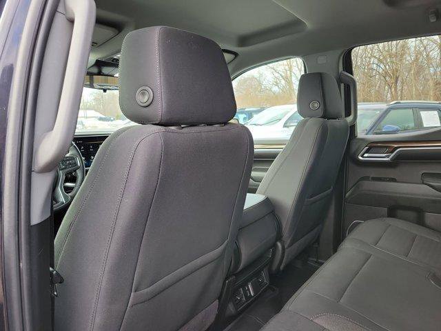 Used 2022 Chevrolet Silverado 1500 LT image 11