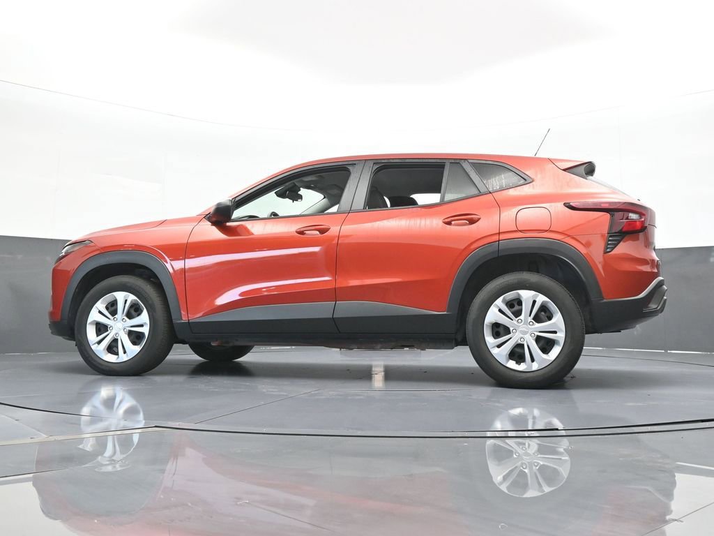 Used 2024 Chevrolet Trax LS image 52