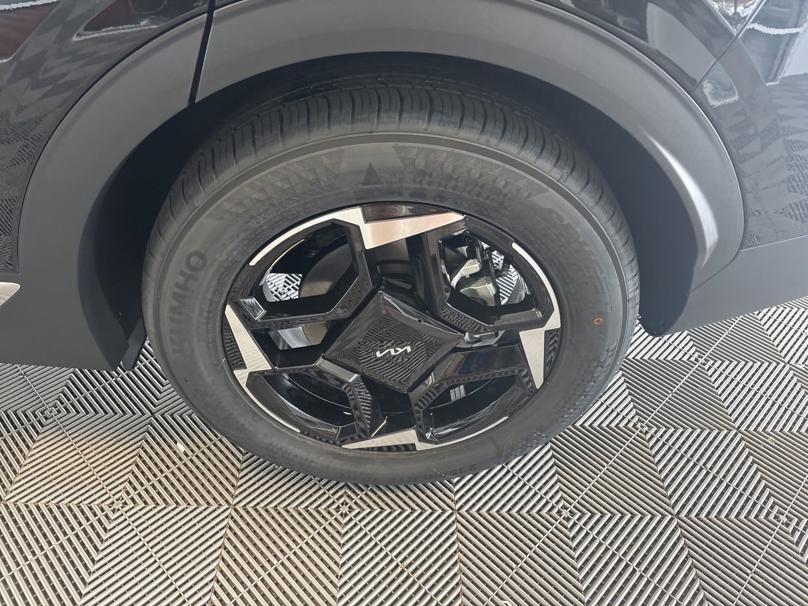 New 2026 Kia Sportage EX image 7